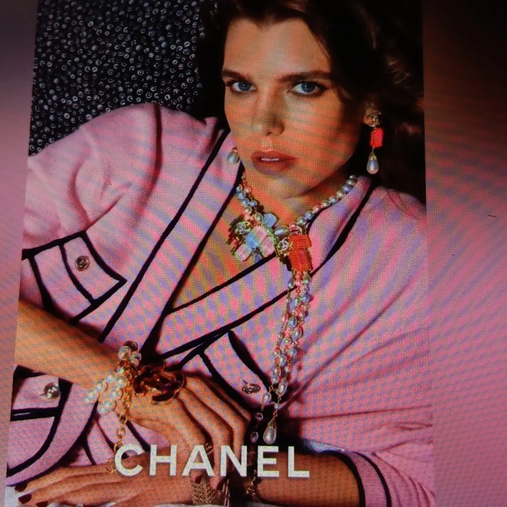 Authentic Chanel 21S Pink Runway Cardigan 36 EUC - Picture 10 of 10